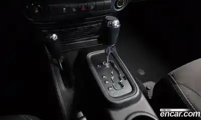Jeep Wrangler 2016 3.6 гидро в Москве № 725348, миниатюра 9