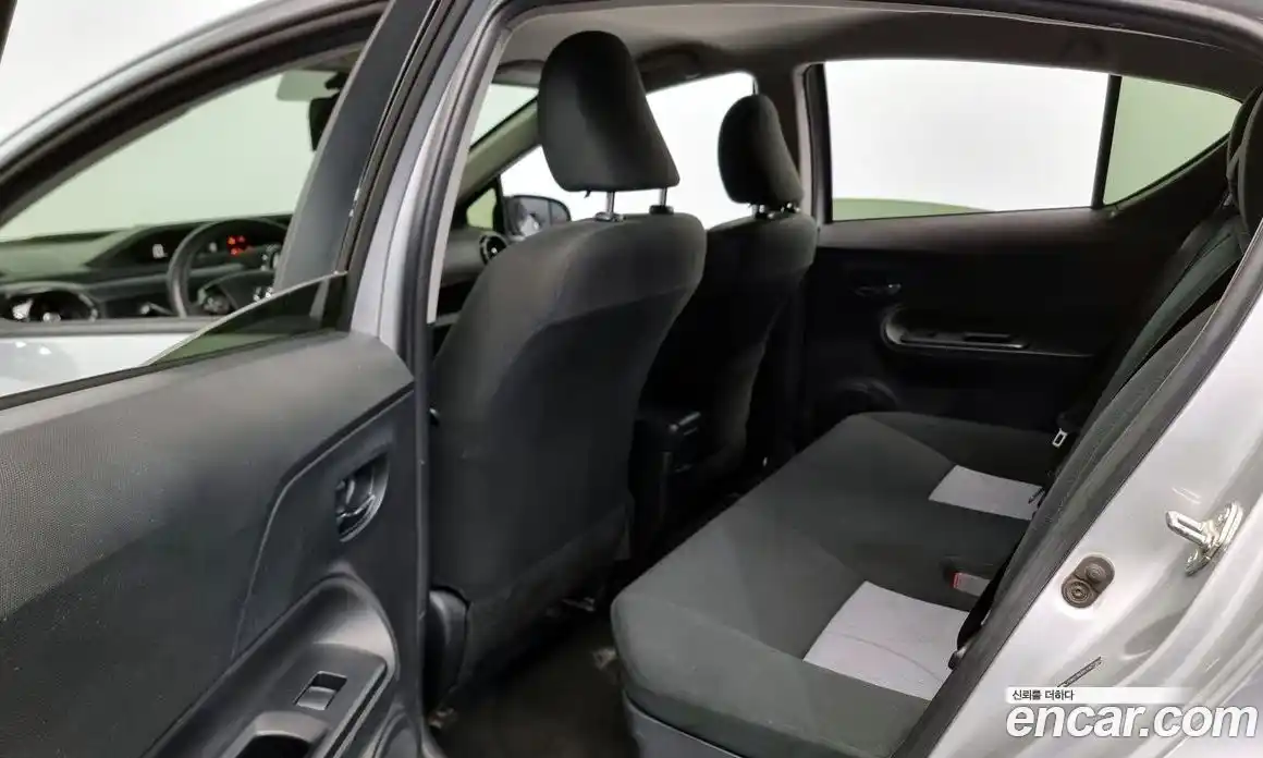 Toyota Prius 2018 1.5 гидро в Москве № 750306, фото 12