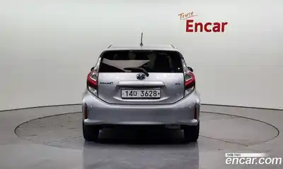 Toyota Prius 2018 1.5 гидро в Москве № 750306, миниатюра 4
