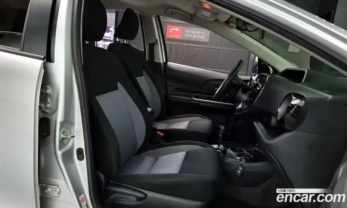 Toyota Prius 2018 1.5 гидро в Москве № 750306, фото 10