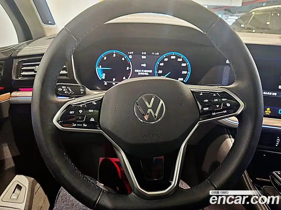 Volkswagen Touareg 2024 3.0 гидро в Москве № 767244, фото 11