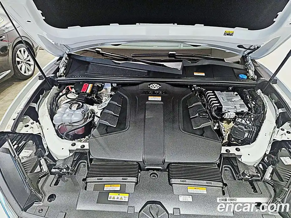 Volkswagen Touareg 2024 3.0 гидро в Москве № 767244, фото 6