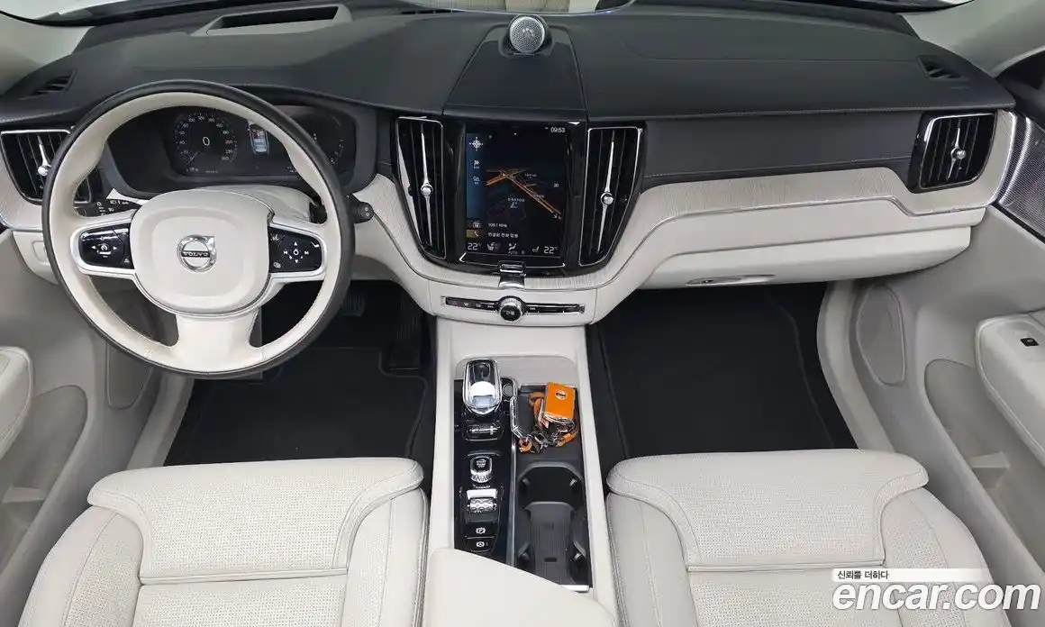 Volvo XC60 2021 2.0 гидро в Москве № 801882, фото 7