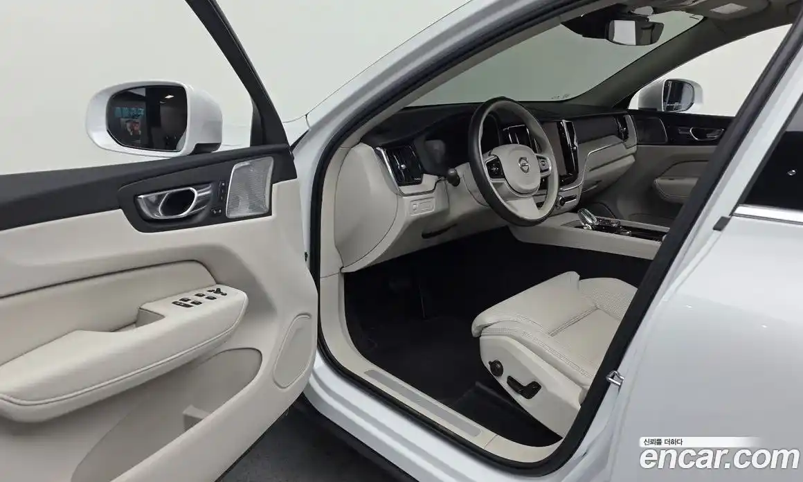 Volvo XC60 2021 2.0 гидро в Москве № 801882, фото 10