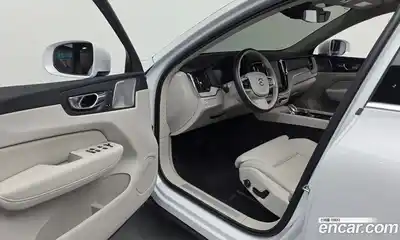 Volvo XC60 2021 2.0 гидро в Москве № 801882, миниатюра 10