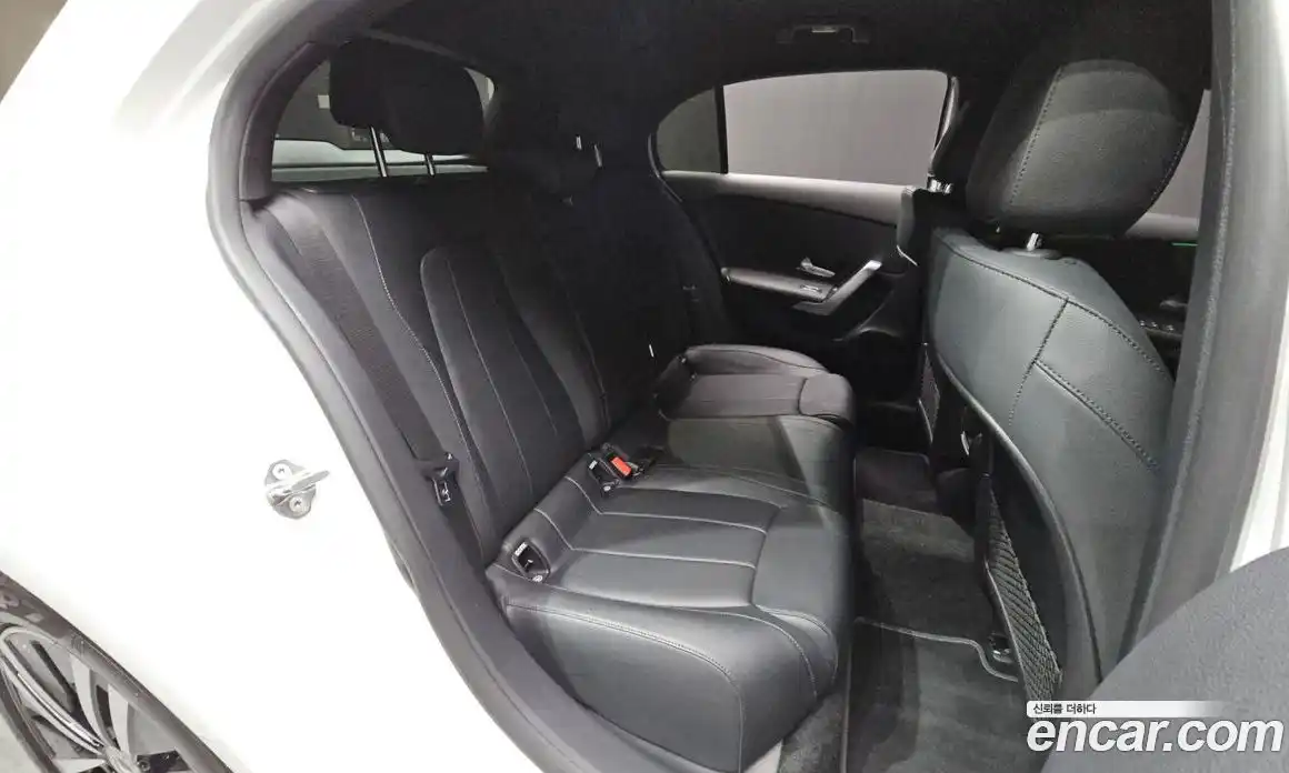 Mercedes-Benz A-Class 2022 2.0 гидро в Москве № 821883, фото 12