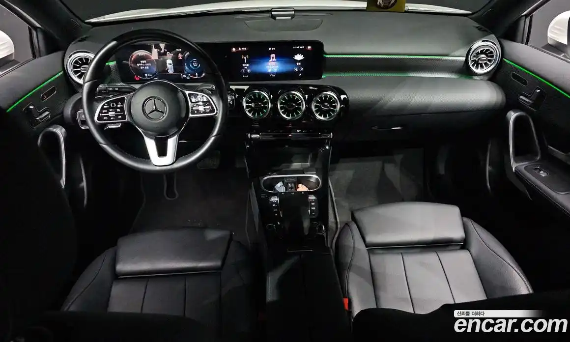 Mercedes-Benz A-Class 2022 2.0 гидро в Москве № 821883, фото 7