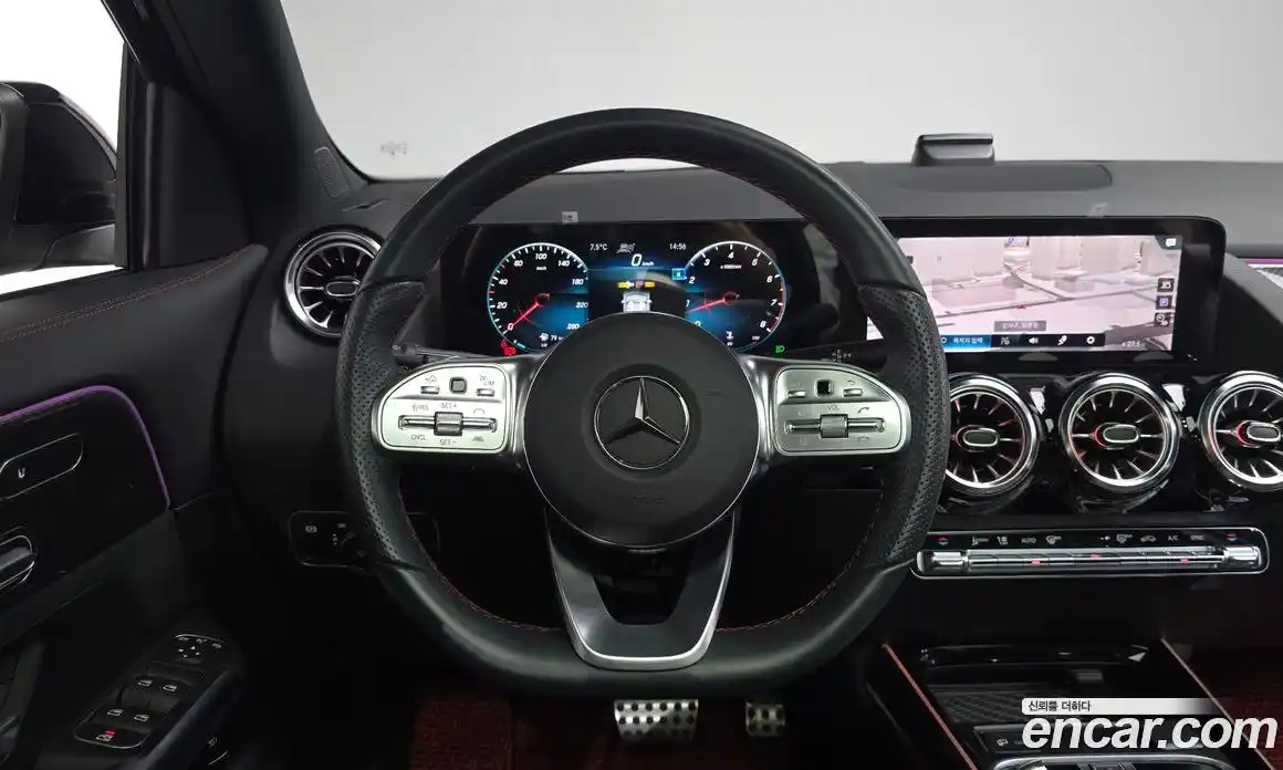 Mercedes-Benz GLA-Class 2023 2.0 гидро в Москве, фото 12