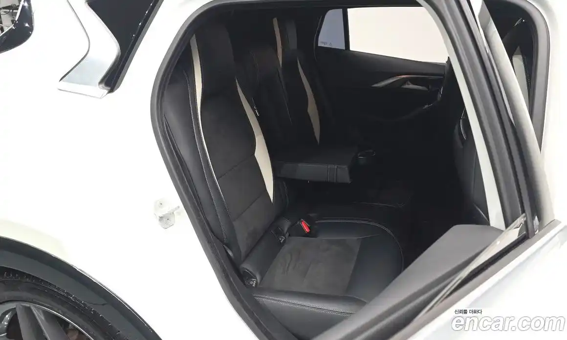 Infiniti Q30 2017 2.0 гидро в Москве № 827367, фото 11
