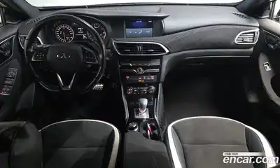 Infiniti Q30 2017 2.0 гидро в Москве № 827367, миниатюра 6