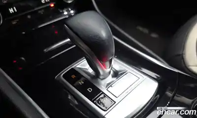 Infiniti Q30 2017 2.0 гидро в Москве № 827367, миниатюра 8