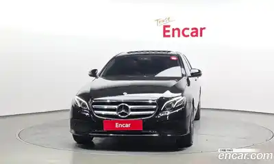 Mercedes-Benz E-Class 2020 1.9 гидро, миниатюра 3