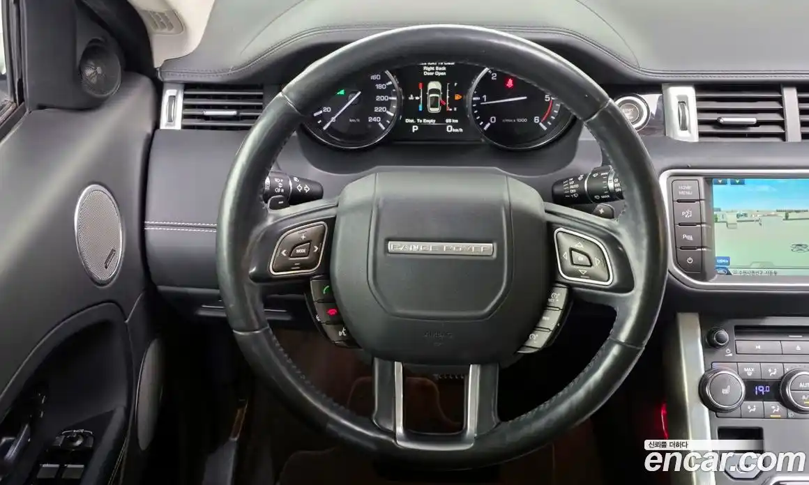 Land Rover Range-Rover Evoque 2015 2.2 гидро в Москве № 861273, фото 13