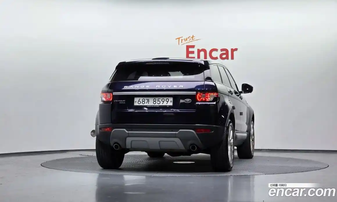 Land Rover Range-Rover Evoque 2015 2.2 гидро в Москве № 861273, фото 4