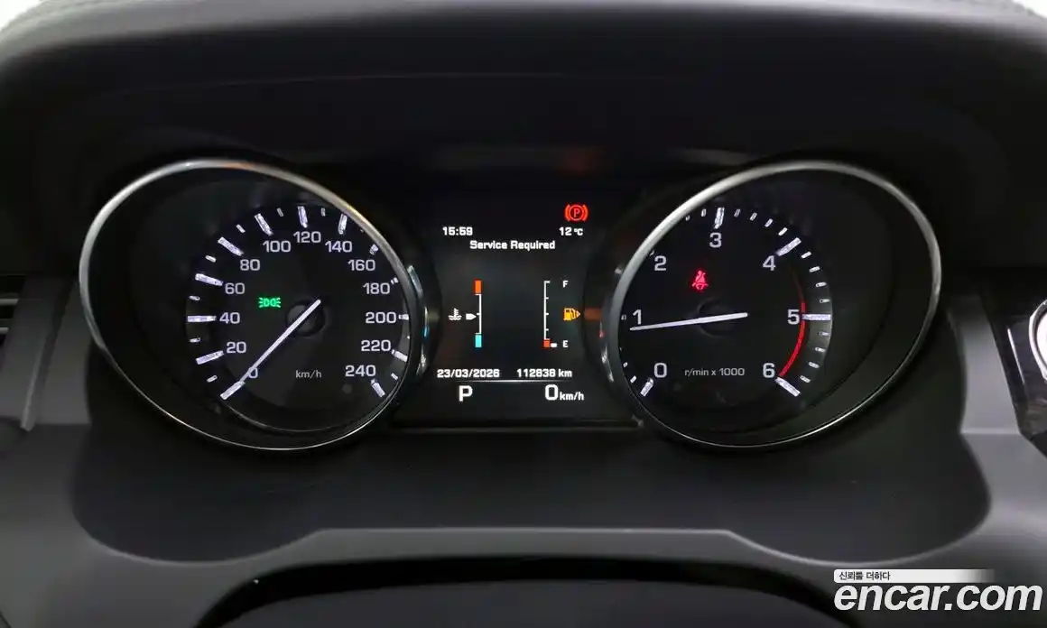 Land Rover Range-Rover Evoque 2015 2.2 гидро в Москве № 861273, фото 8