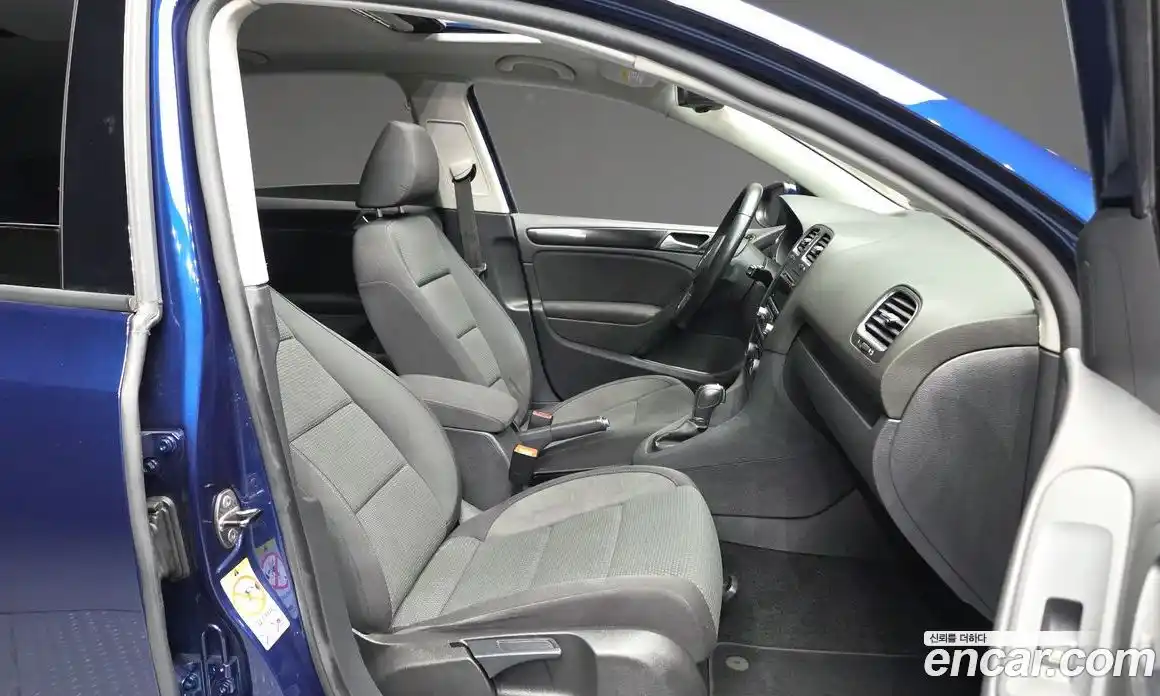 Volkswagen Golf 2012 1.4 гидро в Москве № 862425, фото 11