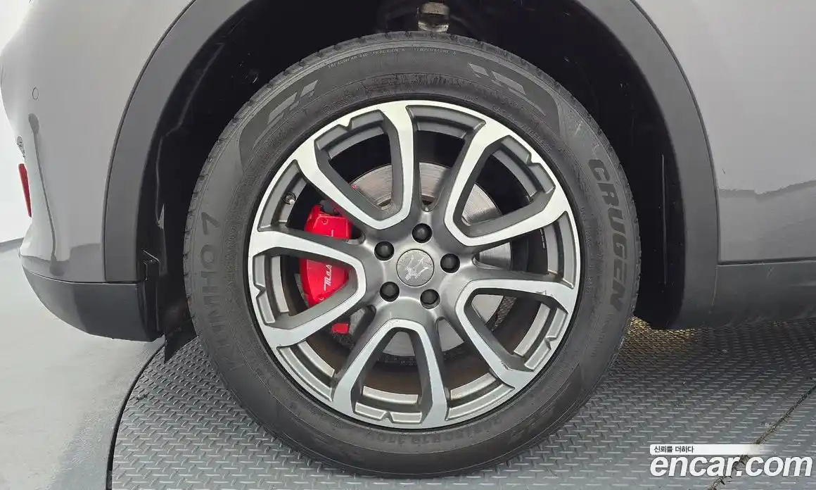 Maserati Levante 2016 3.0 гидро в Москве № 863442, фото 4