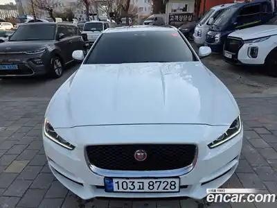 Jaguar XE 2017 2.0 гидро в Москве № 897291, миниатюра 3