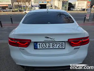 Jaguar XE 2017 2.0 гидро в Москве № 897291, миниатюра 4