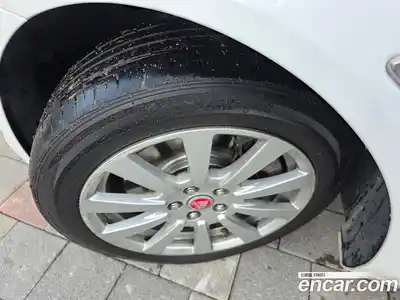 Jaguar XE 2017 2.0 гидро в Москве № 897291, миниатюра 5