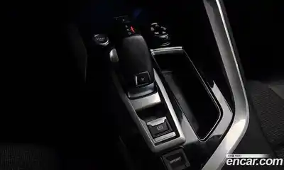 Peugeot 5008 2018 1.6 гидро в Москве № 897430, миниатюра 9