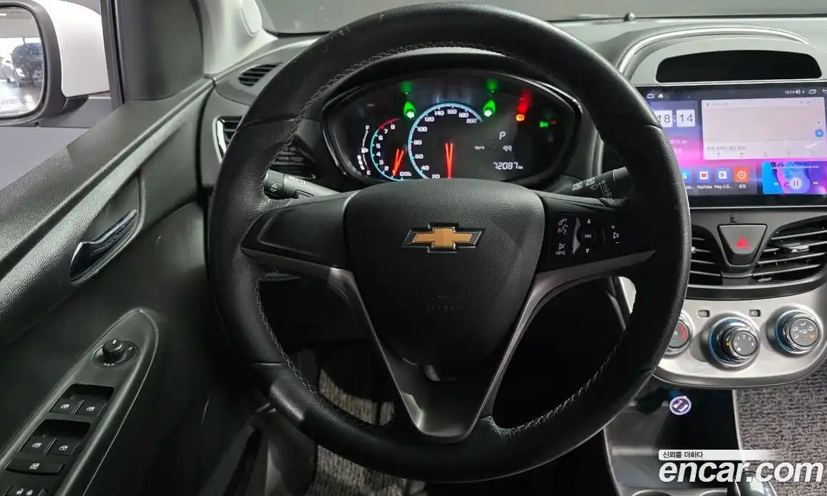 Chevrolet Spark 2016 1.0 Автомат в Москве № 935171, фото 13