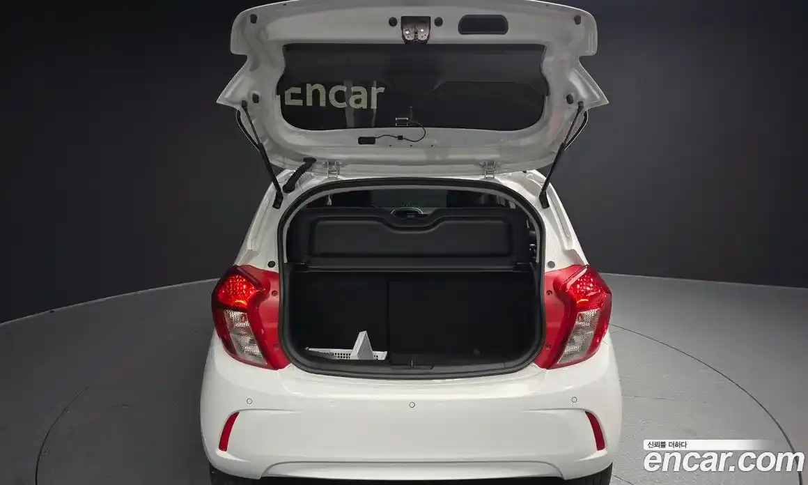 Chevrolet Spark 2016 1.0 Автомат в Москве № 935171, фото 20