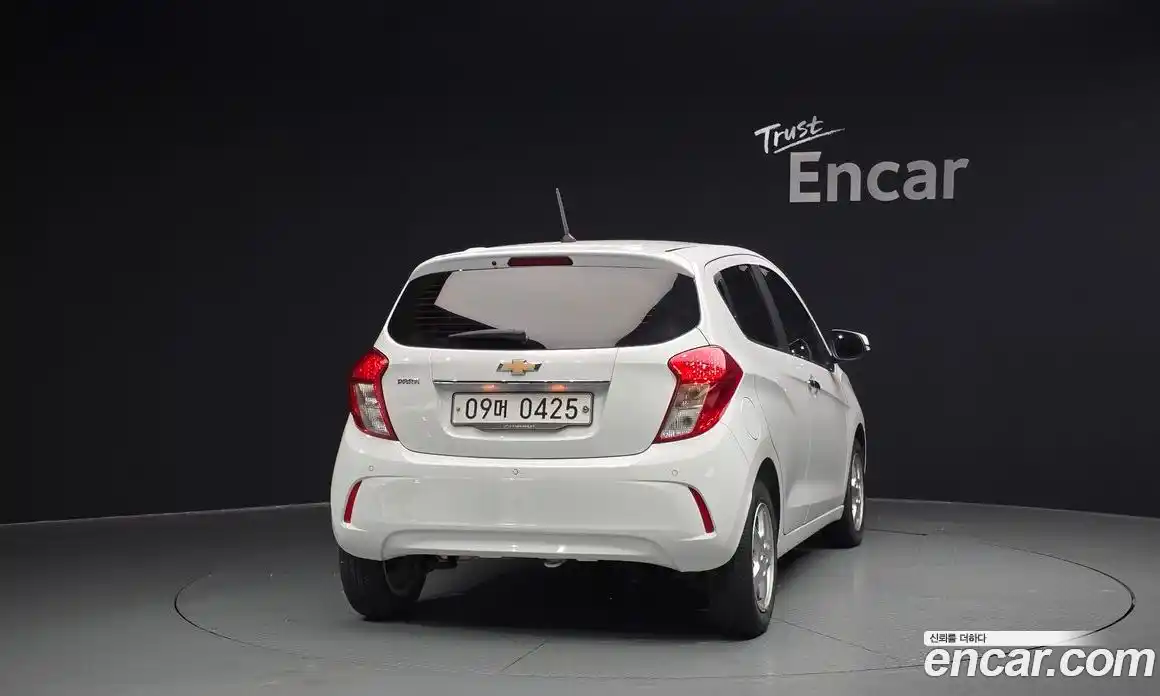 Chevrolet Spark 2016 1.0 Автомат в Москве № 935171, фото 4