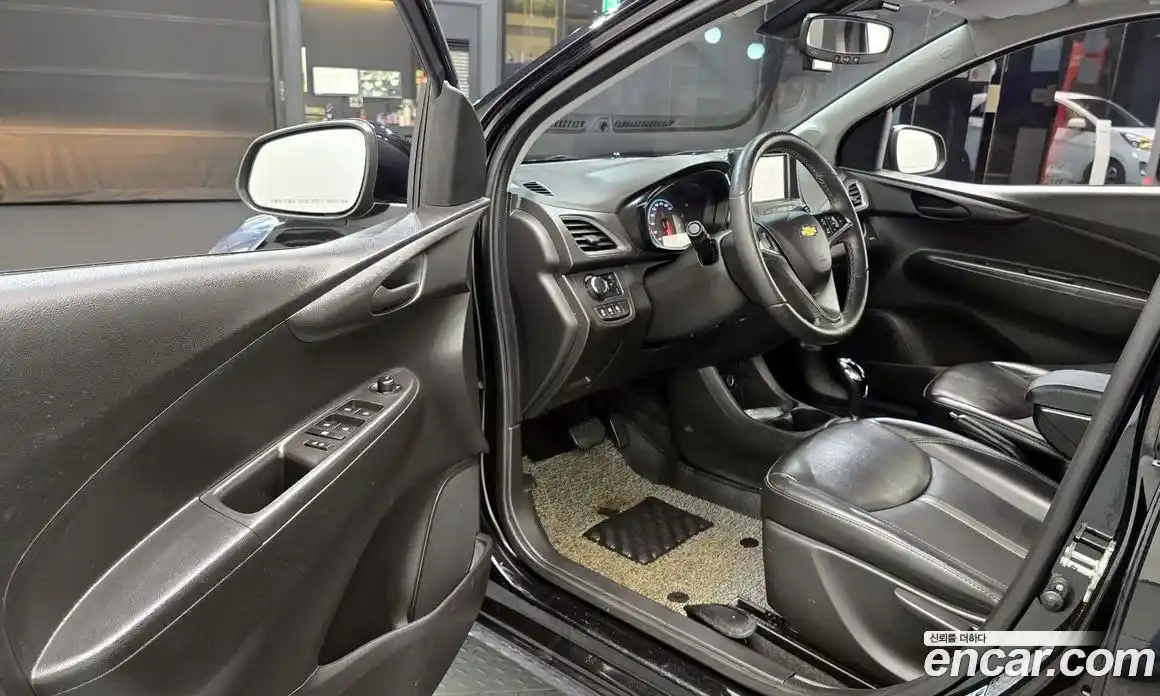 Chevrolet Spark 2018 1.0 Автомат в Москве № 974828, фото 11