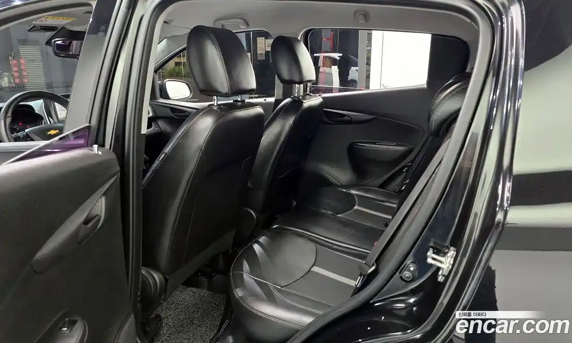 Chevrolet Spark 2018 1.0 Автомат в Москве № 974828, фото 13