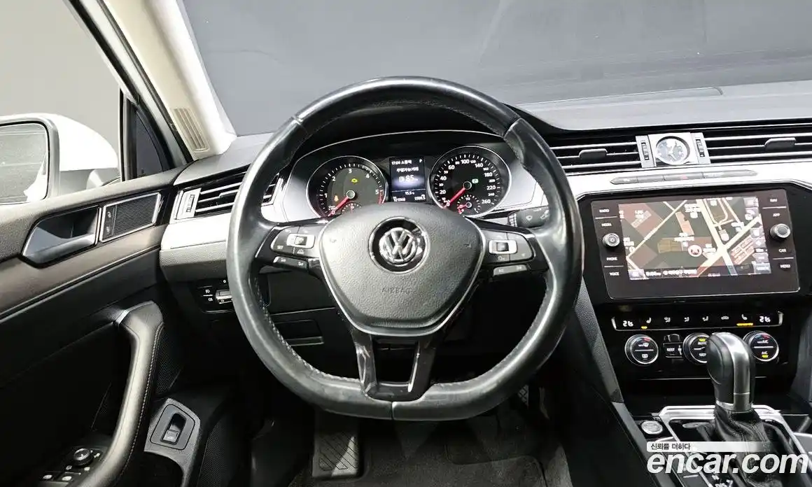 Volkswagen Passat 2018 2.0 гидро в Москве № 976080, фото 13