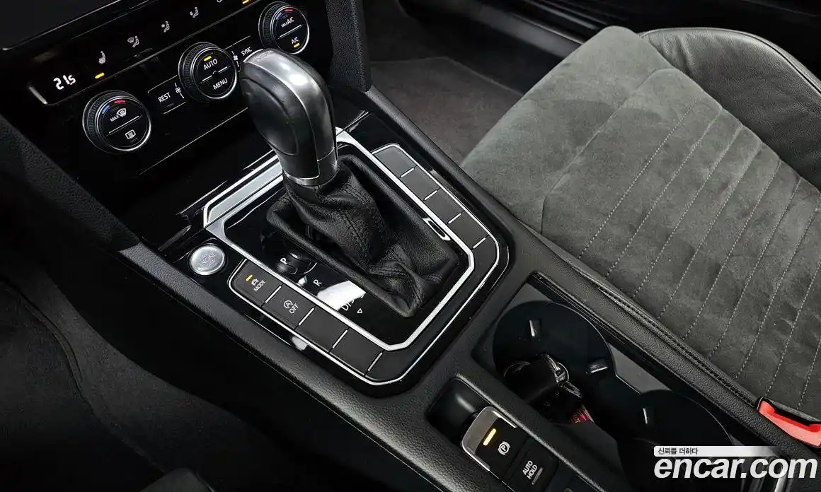 Volkswagen Passat 2018 2.0 гидро в Москве № 976080, фото 9