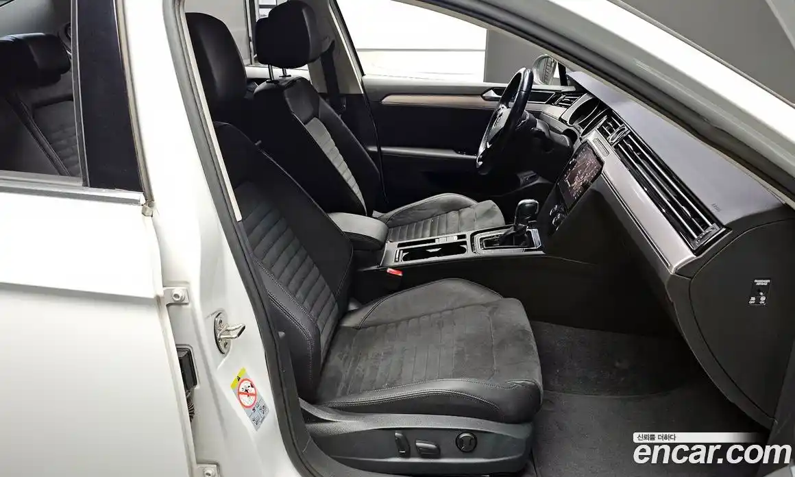 Volkswagen Passat 2018 2.0 гидро в Москве № 976080, фото 10