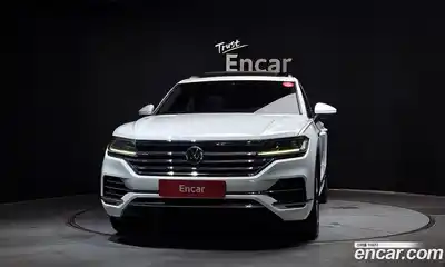 Volkswagen Touareg 2020 3.0 гидро в Москве № 976115, миниатюра 3