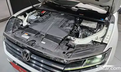 Volkswagen Touareg 2020 3.0 гидро в Москве № 976115, миниатюра 6