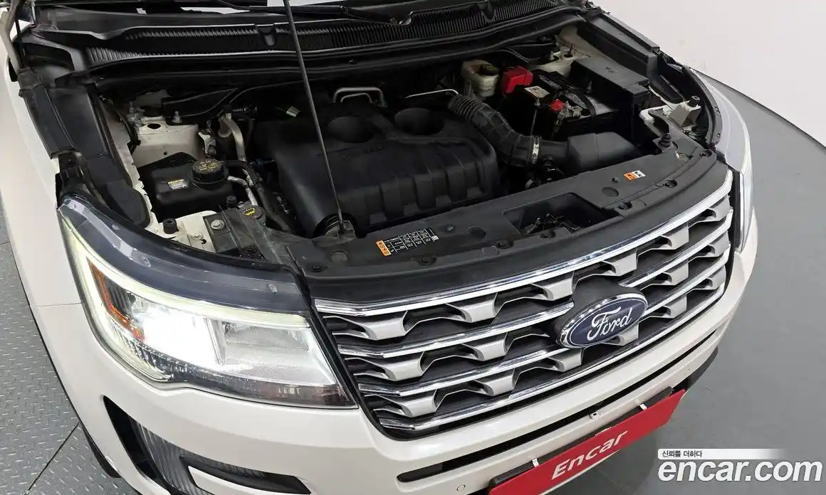 Ford Explorer 2017 2.3 гидро в Москве № 976291, фото 6
