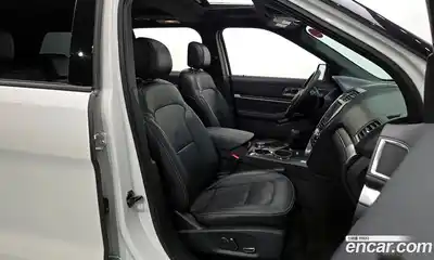 Ford Explorer 2017 2.3 гидро в Москве № 976291, миниатюра 10