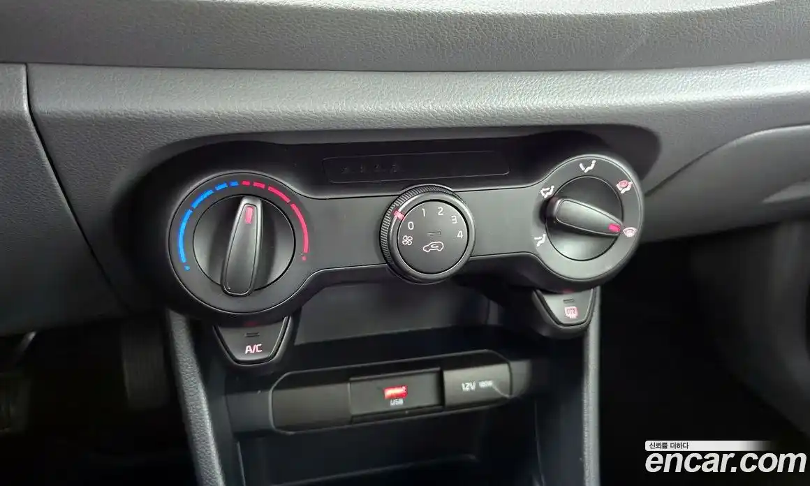 Kia Morning 2021 1.0 Автомат в Москве № 1002960, фото 18