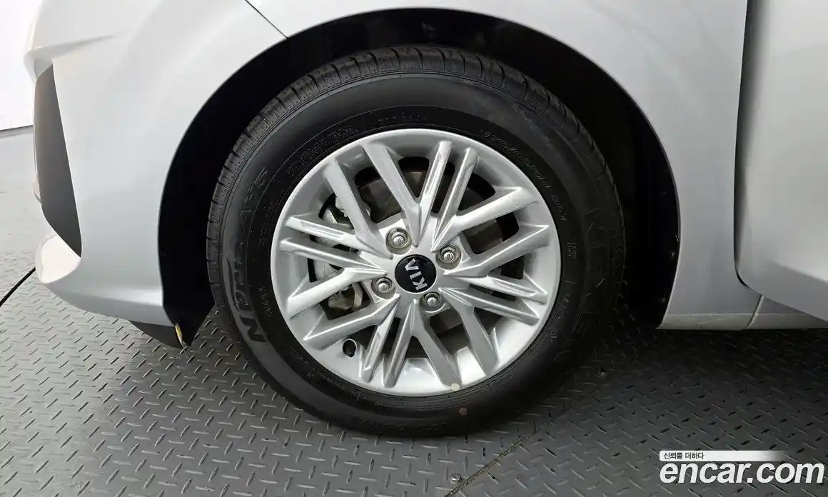 Kia Morning 2021 1.0 Автомат в Москве № 1002960, фото 5