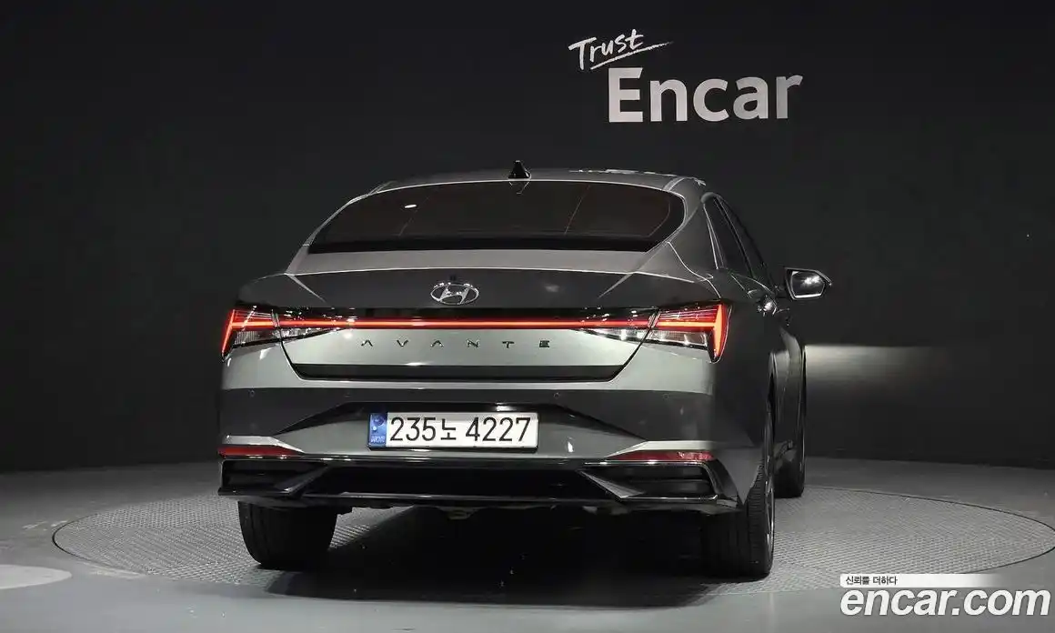 Hyundai Avante 2021 1.6 Автомат в Москве № 1008312, фото 4