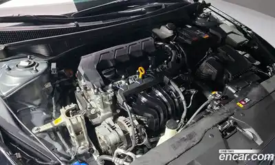 Hyundai Avante 2021 1.6 Автомат в Москве № 1008312, миниатюра 6