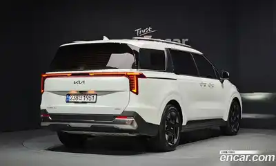 Kia Canival 2025 1.6 Автомат в Москве № 1009341, миниатюра 2