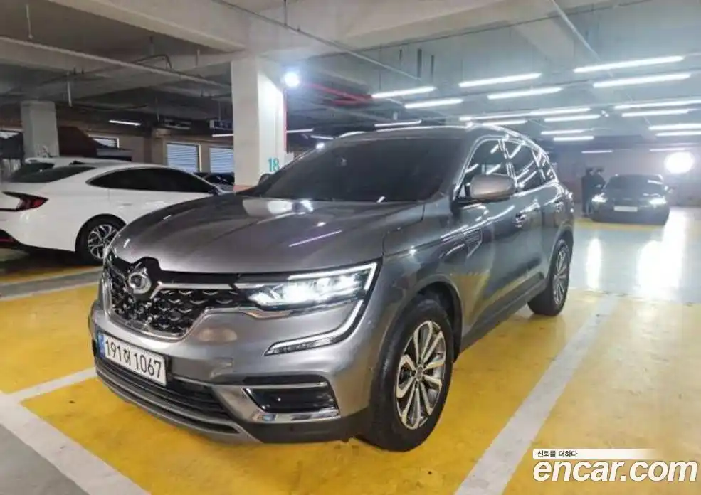 Renault QM6 2022 2.0 Автомат в Москве № 1013245, фото 1