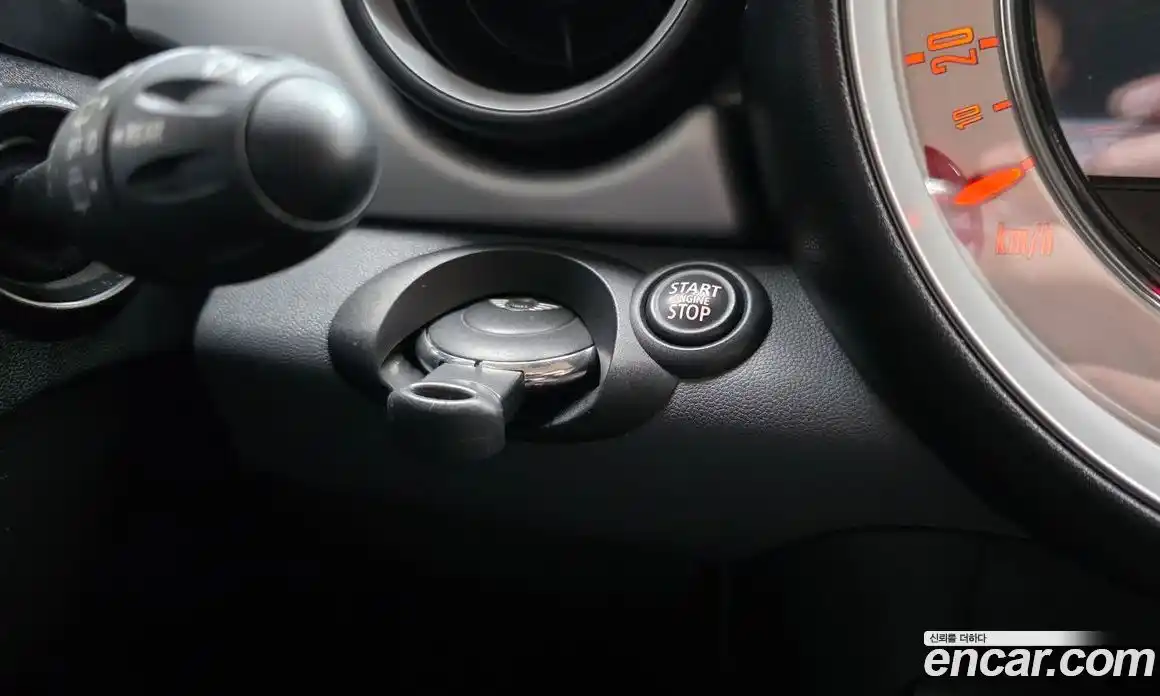 Mini Cooper 2012 1.6 гидро в Москве № 1013742, фото 14