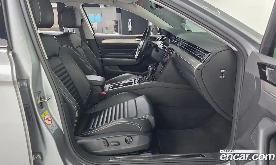 Volkswagen Passat 2021 2.0 гидро в Москве № 1014720, фото 11