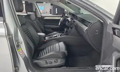 Volkswagen Passat 2021 2.0 гидро в Москве № 1014720, миниатюра 11