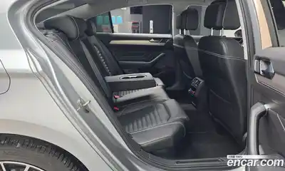 Volkswagen Passat 2021 2.0 гидро в Москве № 1014720, миниатюра 12