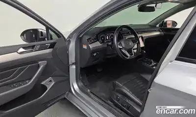 Volkswagen Passat 2021 2.0 гидро в Москве № 1014720, миниатюра 10