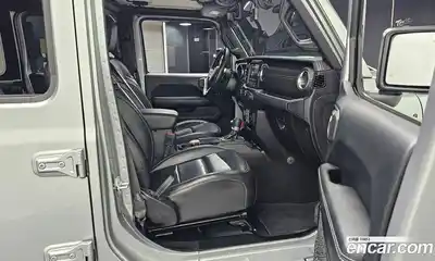 Jeep Wrangler 2018 2.0 гидро в Москве № 1015080, миниатюра 11