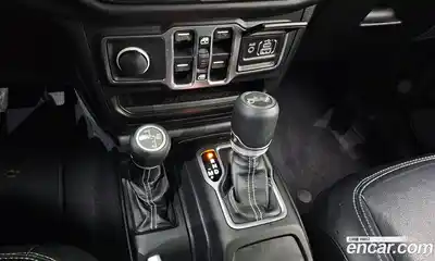Jeep Wrangler 2018 2.0 гидро в Москве № 1015080, миниатюра 9